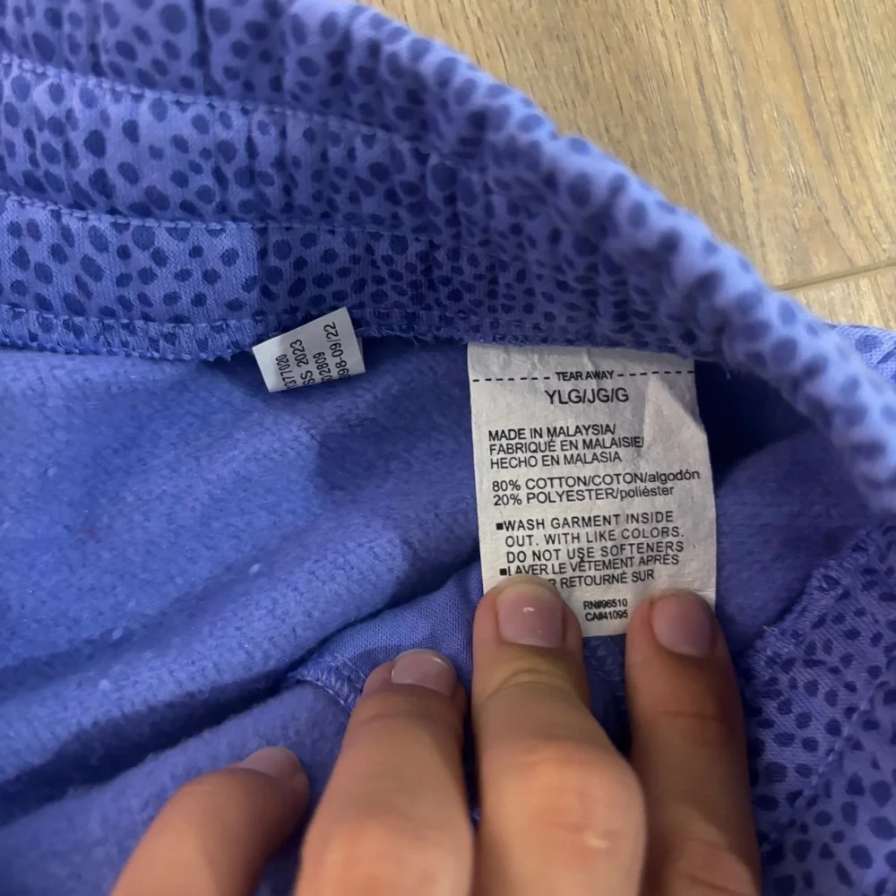Under Armour Girls Lounge Blue dot Shorts - Picture 5 of 5